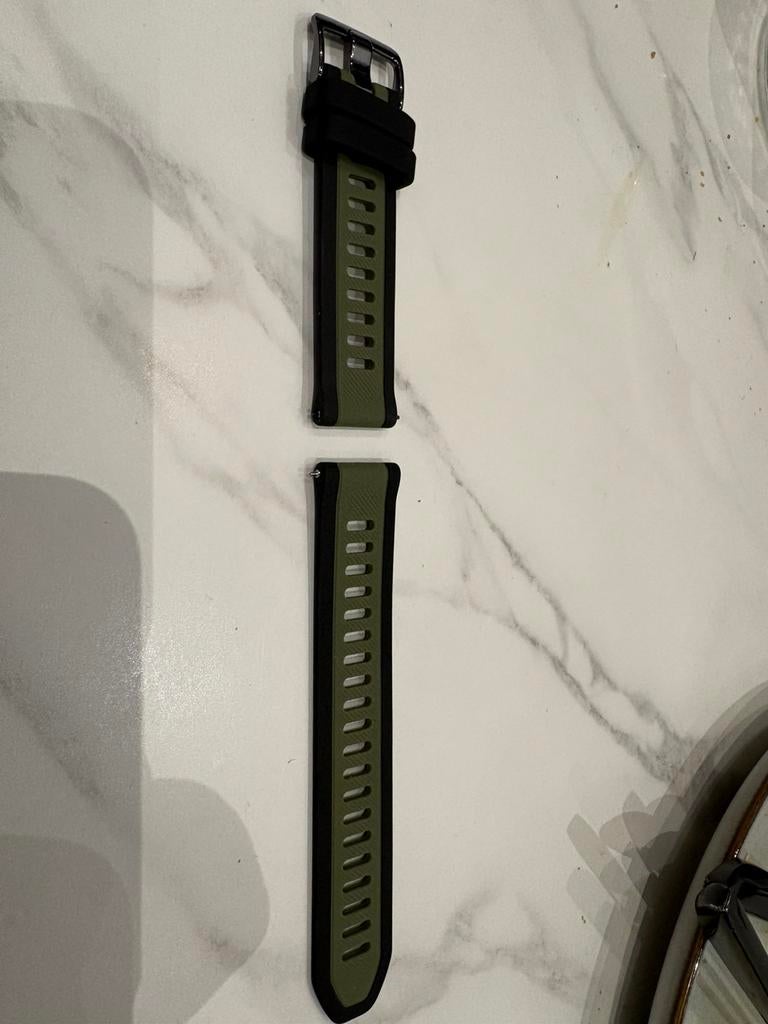 Bandje Garmin Forerunner 165, Handtassen en Accessoires, Sporthorloges, Ophalen, Zo goed als nieuw, Zwart