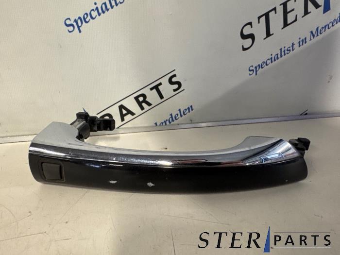 Poignée portière 4portes avant droite d'un Mercedes E-Klas, 3 mois de garantie, Utilisé, -, -