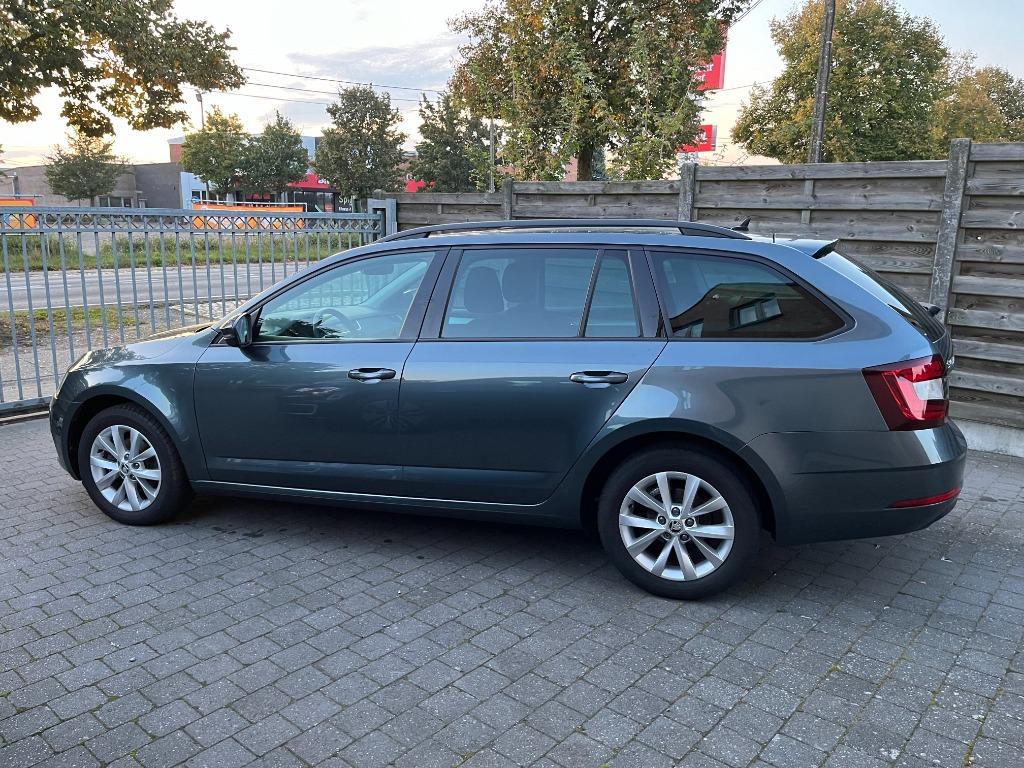 Skoda Octavia Combi 1.6TDI 115pk 07/2020 99dkm Led-Keyless-, Autos, Skoda, Achat, Euro 6, Entreprise, Entretenue par le concessionnaire