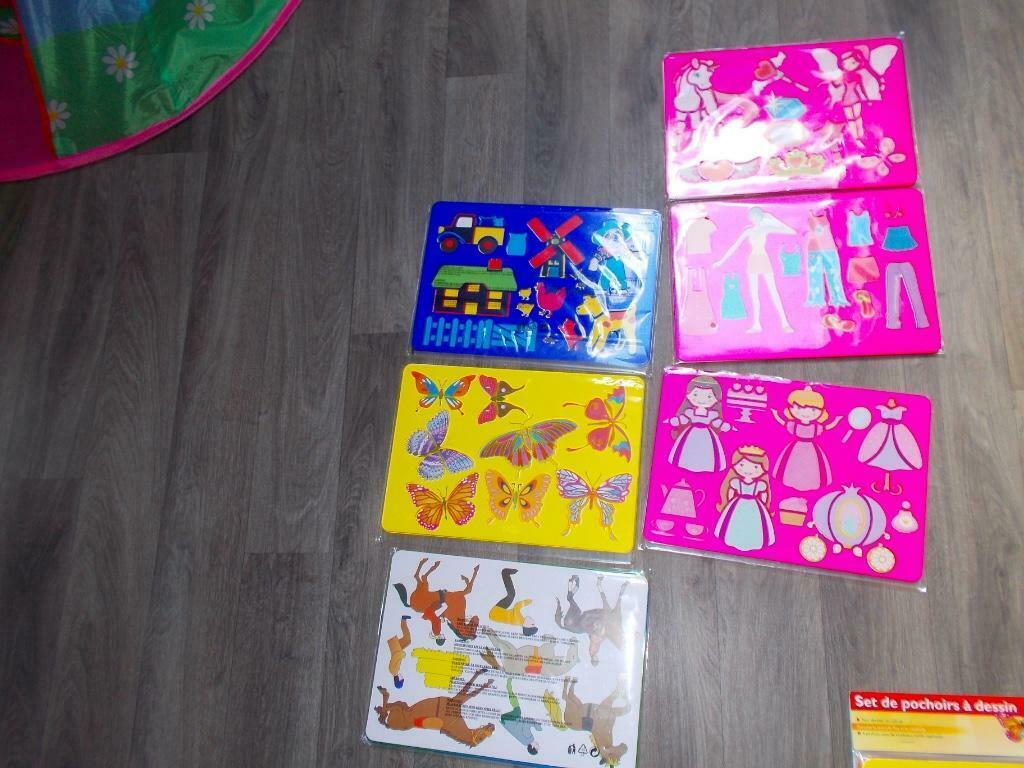 pochoirs enfants neufs (1 set = 4 eur), Enlèvement ou Envoi