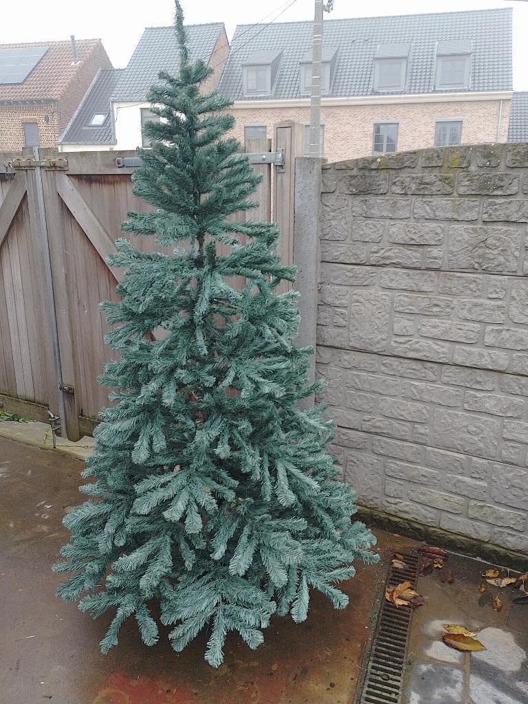 Grote Kerstboom zilverspar immitatie 2m15, Diversen, Kerst, Ophalen, Zo goed als nieuw