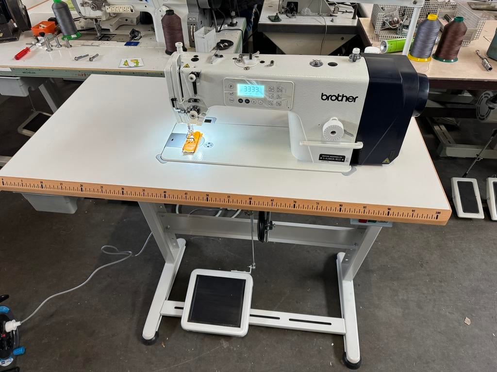 Industriële naaimachine brother automaat nieuwe versie, Neuf, Enlèvement ou Envoi, Machine à coudre, Industrie