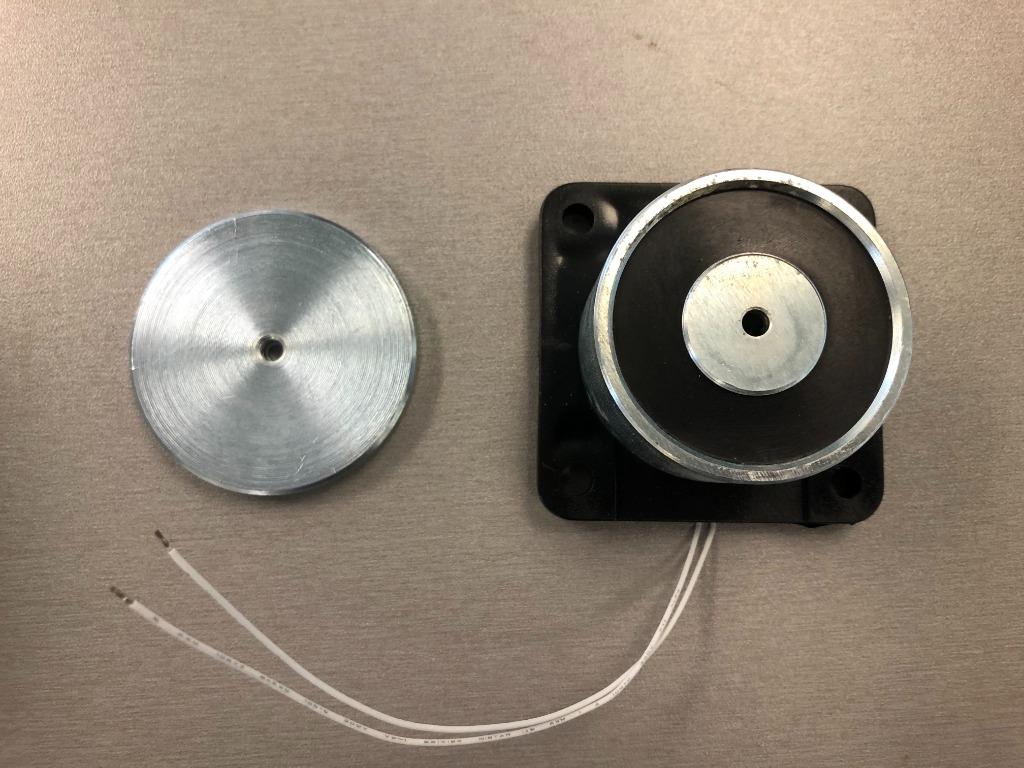 electromagneet/kleefmagneet voor brandwerende deuren, Ophalen, Nieuw