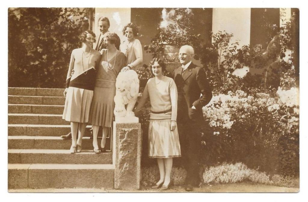Zweedse koninklijke familie met koningin Astrid, Verzamelen, Ophalen of Verzenden, Kaart, Foto of Prent