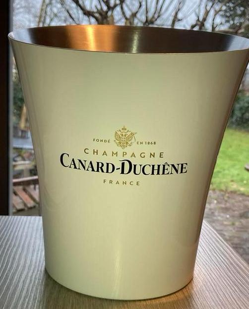 Champagne emmer Canard-Duchene, Collections, Envoi, Neuf