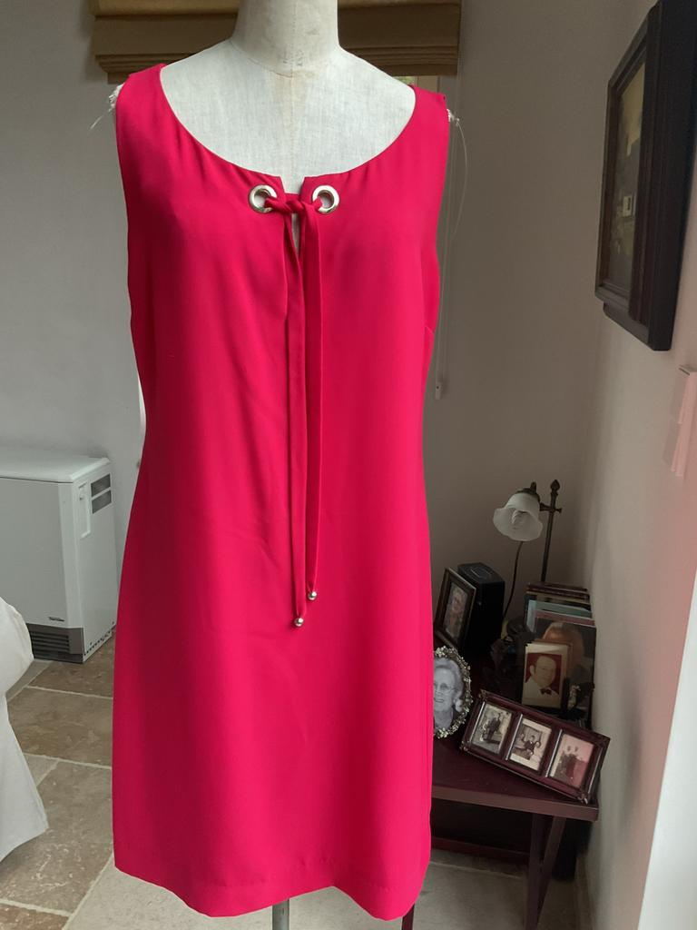 Jurk Moschino Cheap& Chic, maat 42, Kleding | Dames, Ophalen of Verzenden, Maat 42/44 (L), Rood