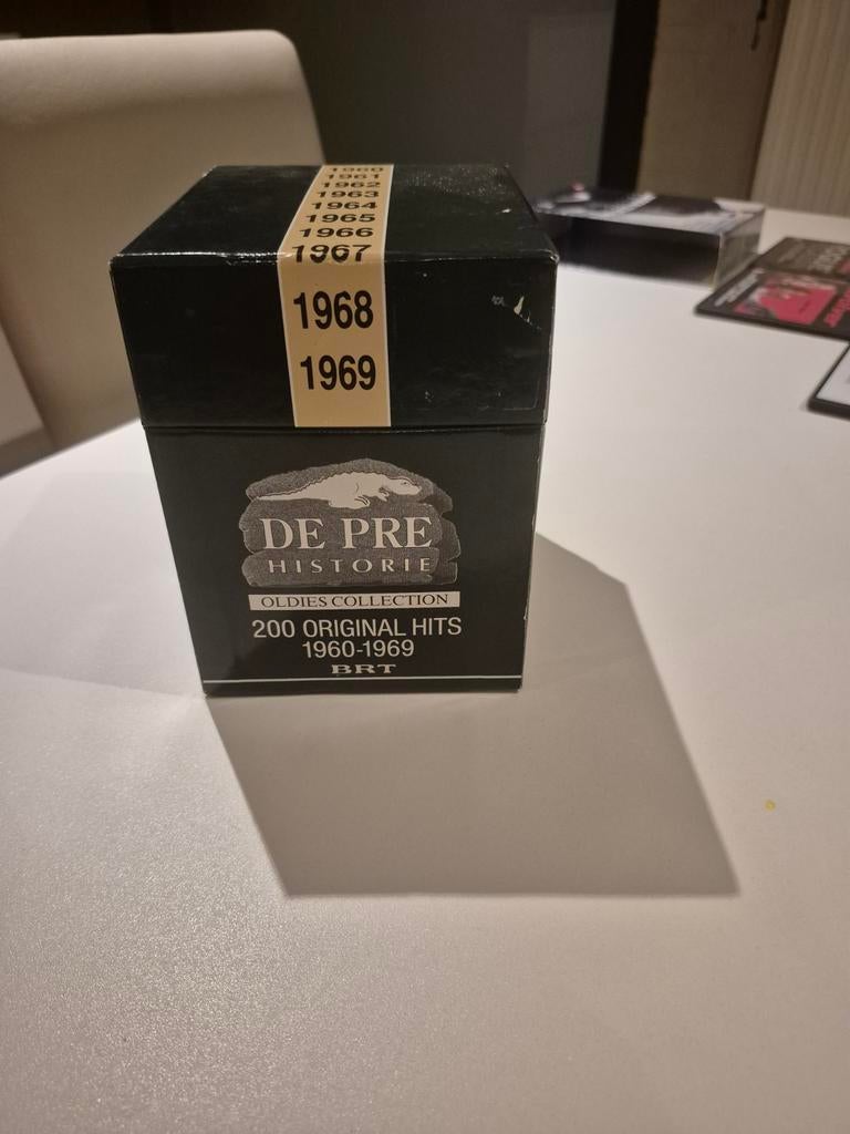 Cd box de pre historie, Enlèvement