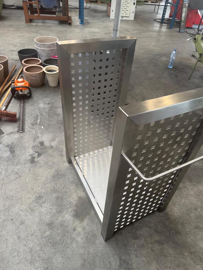 Rvs opslagbak, Tuin en Terras, Brandhout, Ophalen