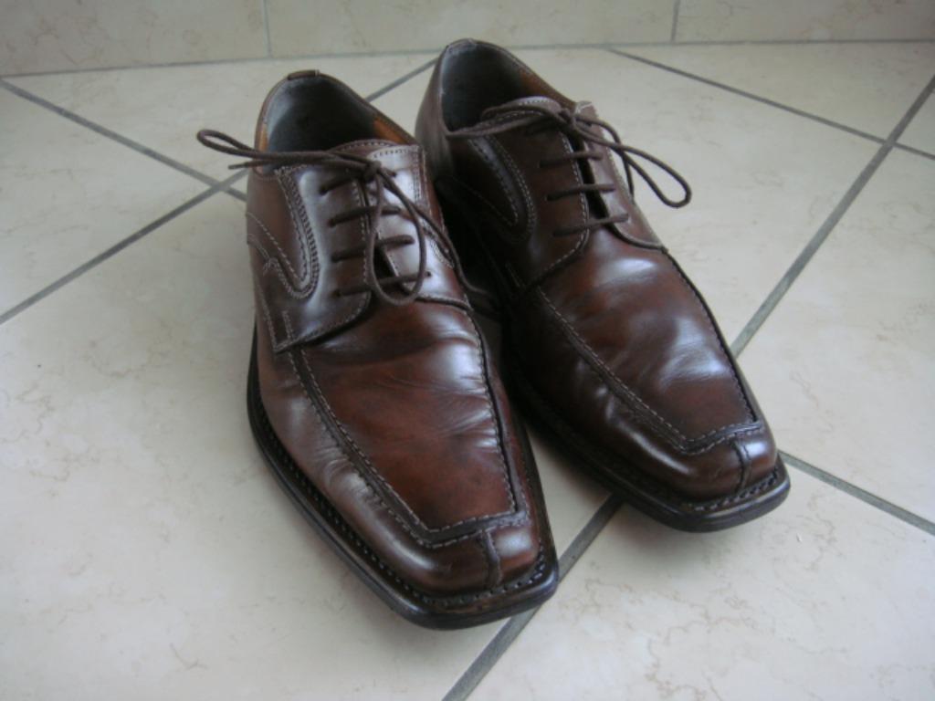 Chaussures cuirs Brun. Marque: "SAN MARINA". P. 40, Kleding | Heren, Schoenen, Bruin, Ophalen of Verzenden, Espadrilles of Moccasins