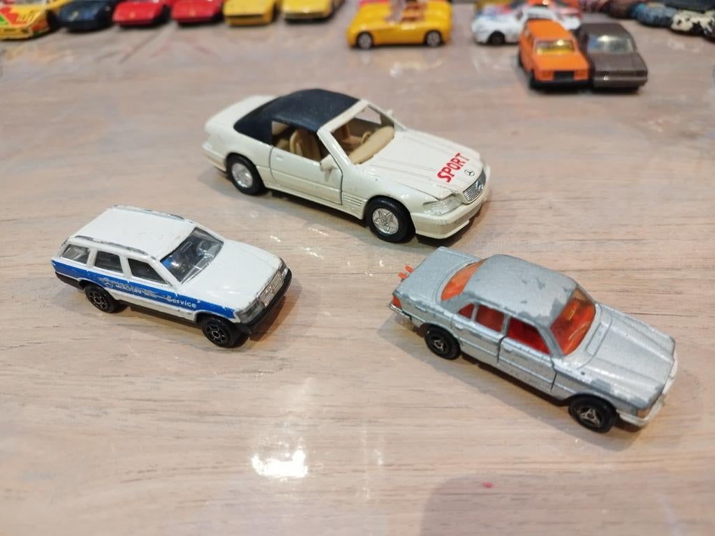 voitures miniatures Mercedes divers modèles, Ophalen of Verzenden, Gebruikt, Auto
