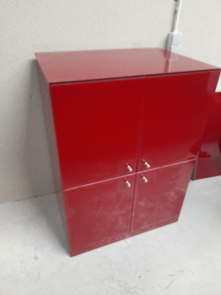 Rode glazen kast, Huis en Inrichting, Ophalen, Gebruikt, 200 cm of meer, Glas