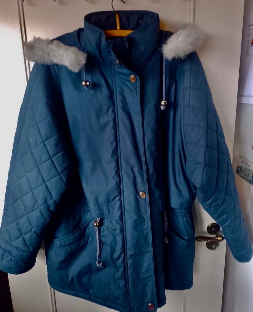 Winterjas. Adventurf, Blauw, Gedragen, Maat 46 (S) of kleiner, Adventurf