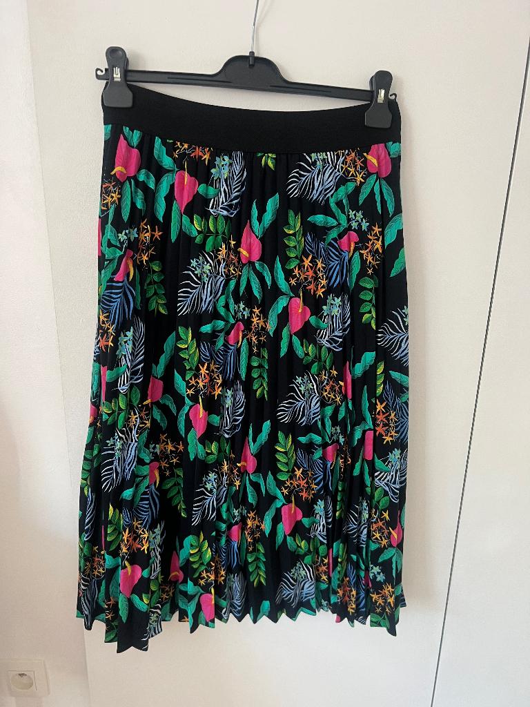 Essentiel plisse rok maat 36-38, Kleding | Dames, Essentiel Antwerp, Ophalen of Verzenden, Maat 36 (S), Onder de knie
