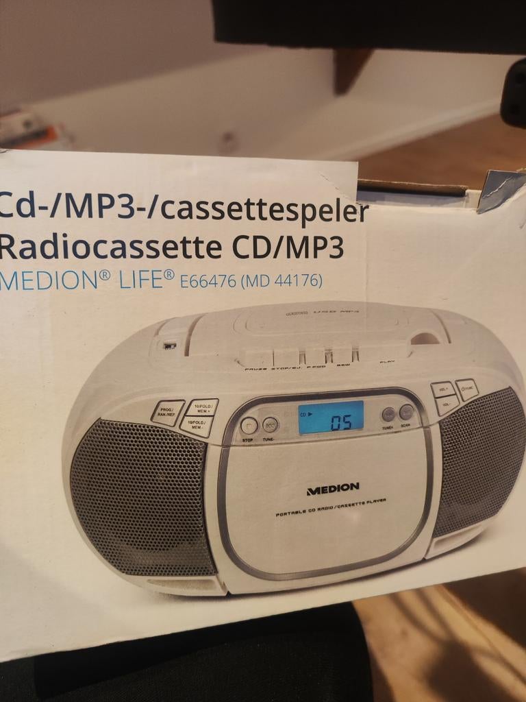 Medion Life radiocassette, Ophalen, Gebruikt, Radio, Met cd-speler