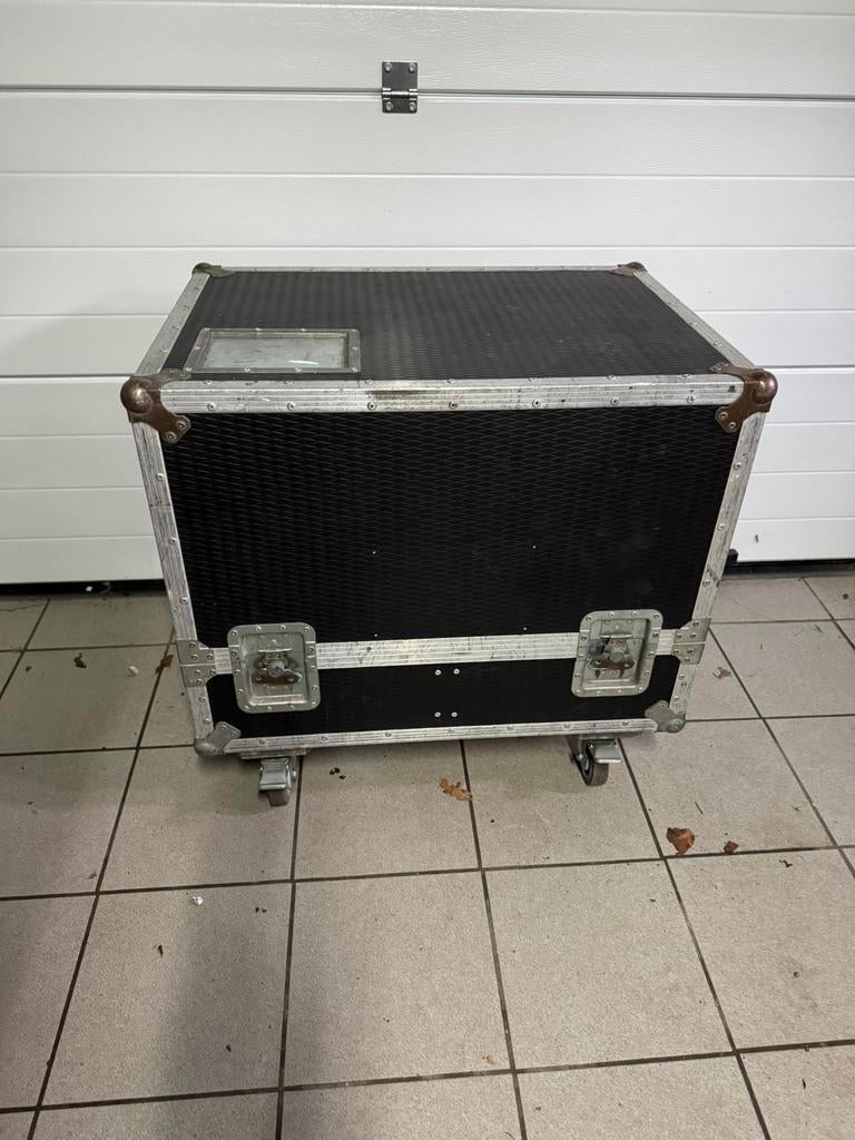 Grote stolp flightcase, Ophalen, Gebruikt, Flightcase