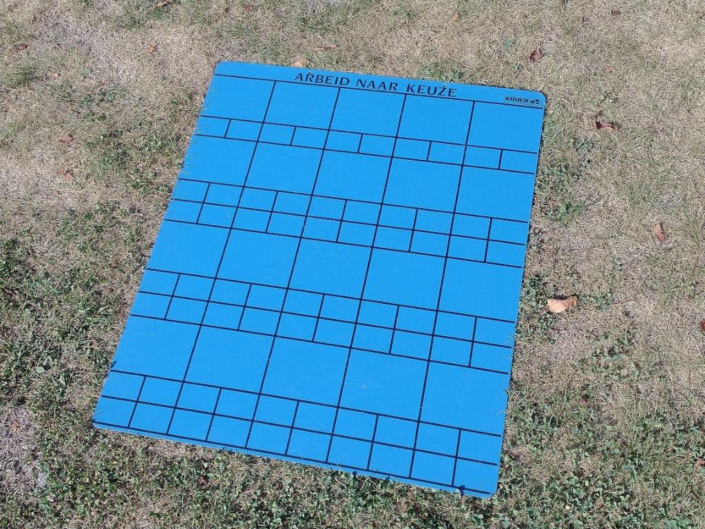 Magnetisch keuzebord - Educo, Enlèvement, Utilisé