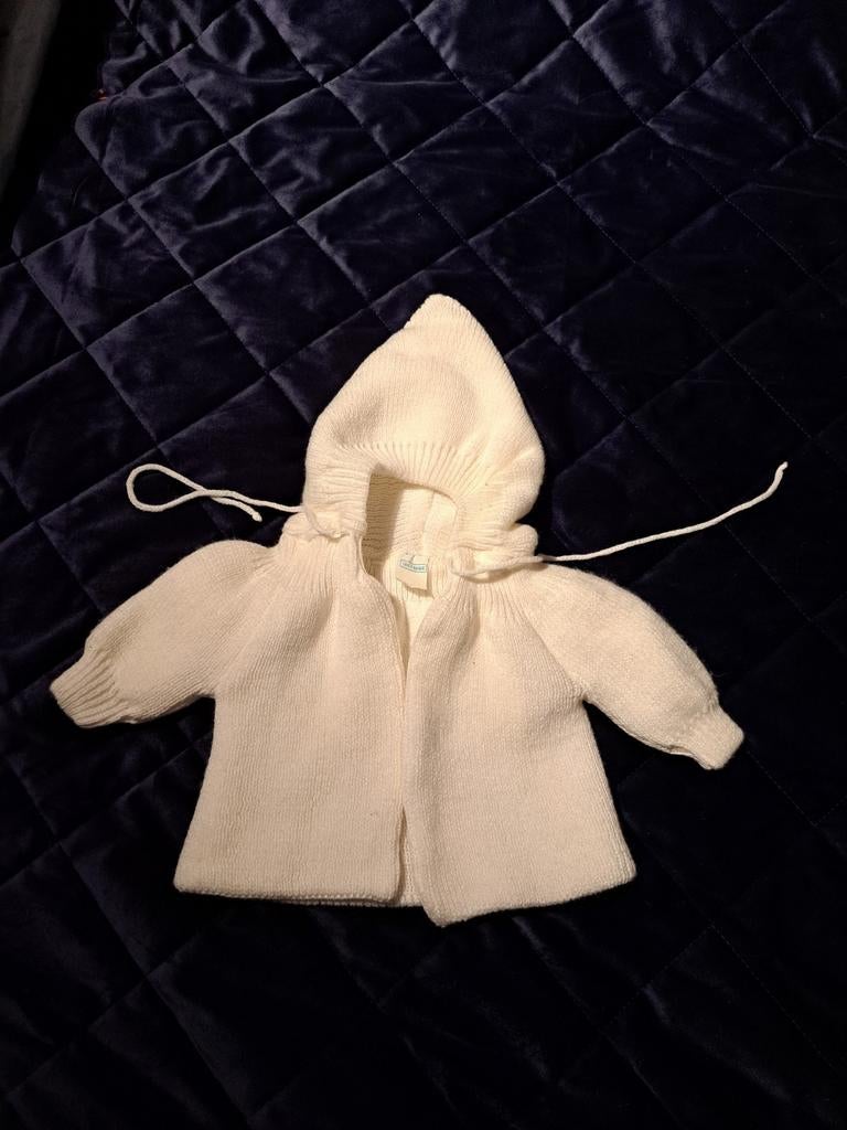 Zeer wit en niet gebruikt nieuw baby golfke, Ophalen of Verzenden, Nieuw, Jongetje of Meisje, Truitje of Vestje