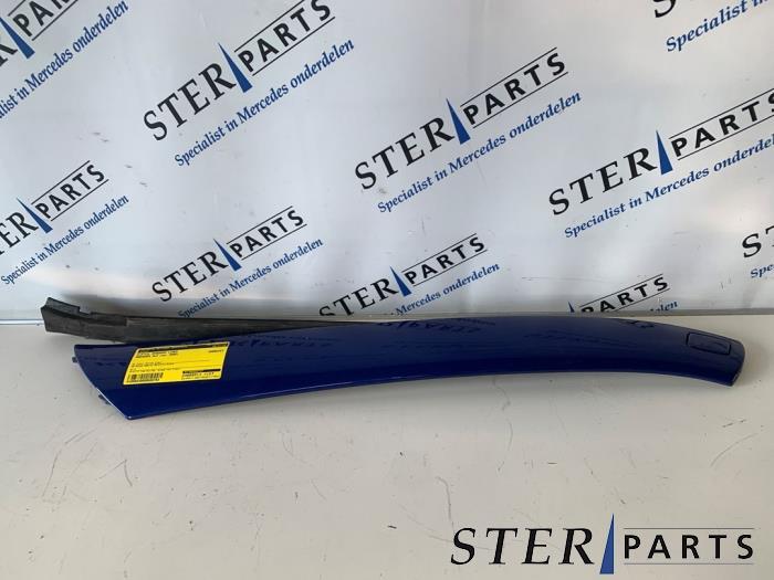 Protection montant A gauche d'un Mercedes SLK, Enlèvement ou Envoi, 3 mois de garantie, Utilisé, Mercedes-Benz
