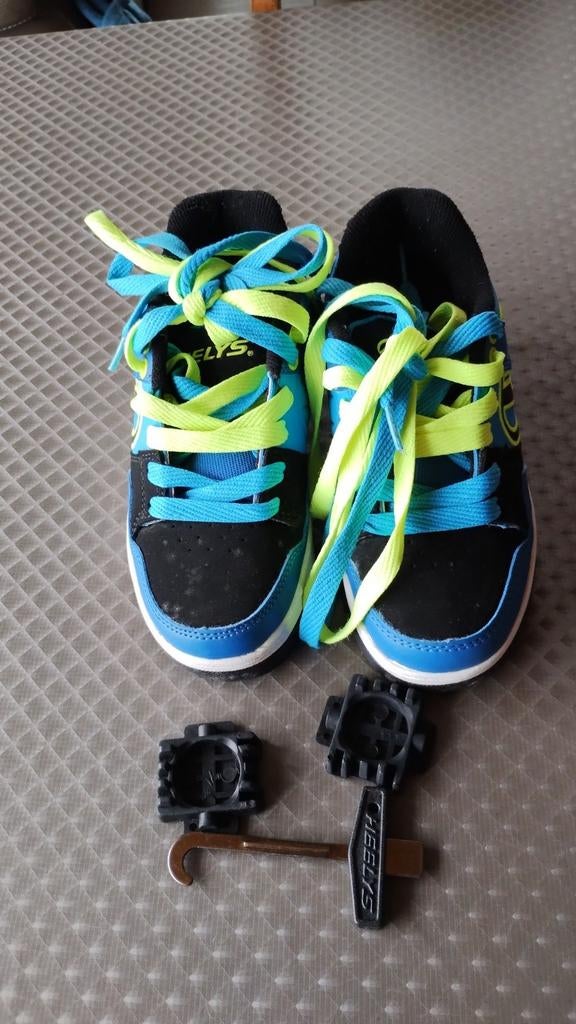 Heelys 1x gedragen maat 32, Ophalen, Zo goed als nieuw