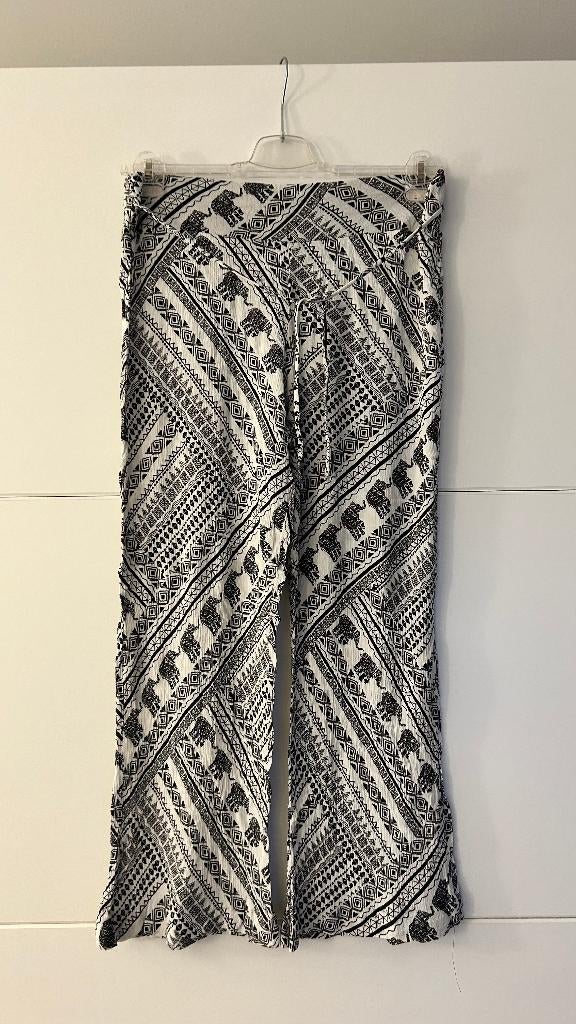 NoBo witte broek met zwarte print, Taille 46/48 (XL) ou plus grande, Enlèvement ou Envoi, Comme neuf, Longs