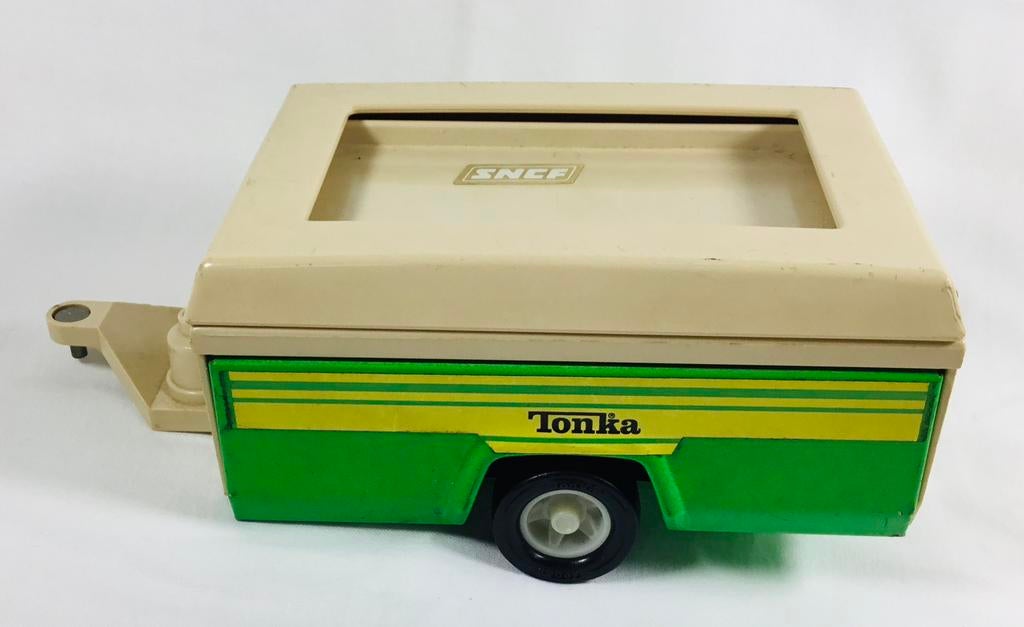 TONKA pop-up camper M-370 aanhangwagen 1970’s, Verzamelen, 301 Yamato Road, Fun, Suite 4200, Boca Raton, FL 33431, Gebruikt, Dpo@hasbro.com