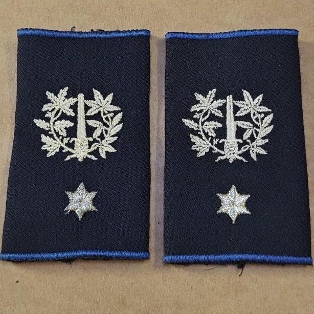 Stoffen schouder passanten van inspecteur Politie, Verzamelen, Ophalen of Verzenden, Embleem of Badge
