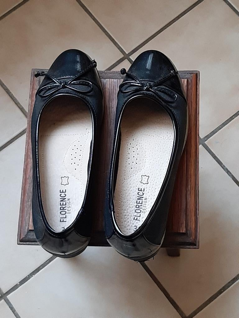 SCHOENEN, Ophalen, Zwart