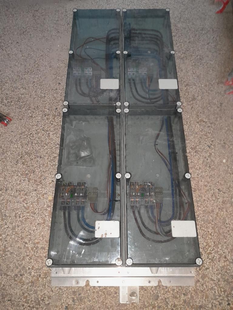 25S60 voorbekabelde hoesset op rackmontage, Doe-het-zelf en Bouw, Elektriciteit en Kabels, Ophalen, Zo goed als nieuw