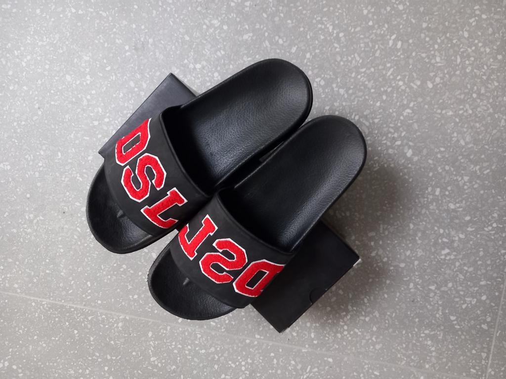 Diesel badslippers maat 42, Kleding | Heren, Ophalen of Verzenden, Overige maten, Zwart, Diesel