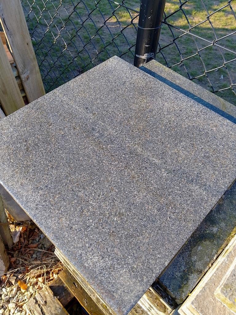 Graniet tegels, Tuin en Terras, Ophalen, Zo goed als nieuw