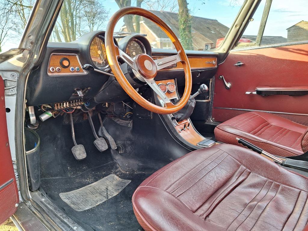 Alfa Romeo 1750 GTV Bertone (1970) grijs, geweldig origineel, 90 kW, 4 zetels, Achterwielaandrijving, 4 cilinders
