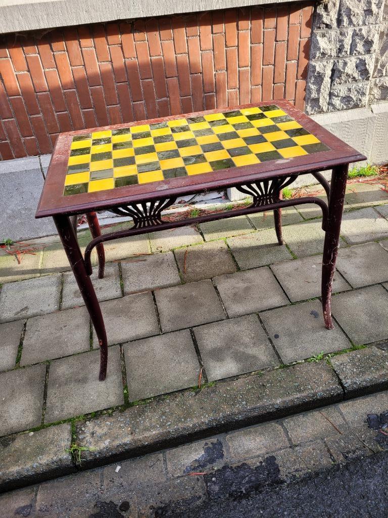 Table plateau carrelages, Enlèvement
