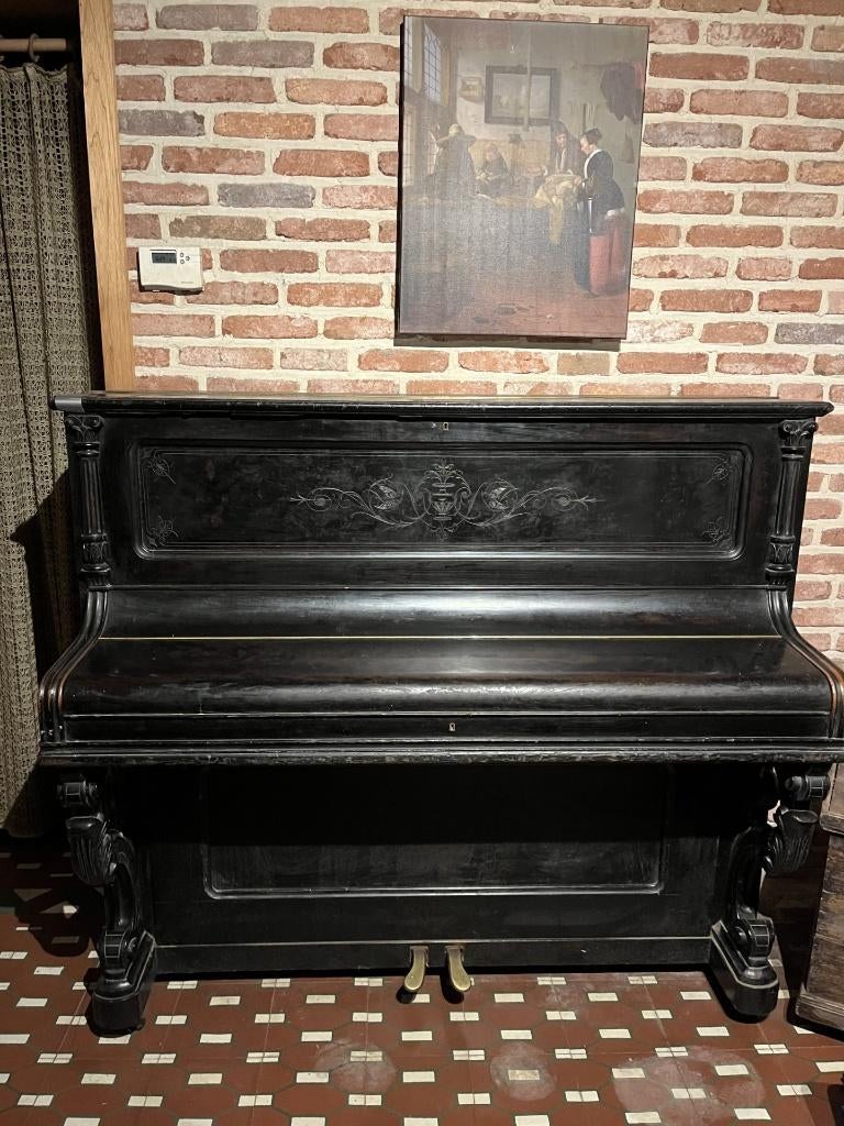 Oude zwarte piano, Ophalen, Gebruikt, Zwart, Piano