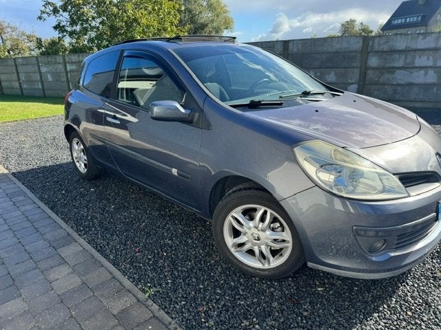 zeer propere Clio Automaat, Auto's, 82 kW, 4 cilinders, Bedrijf, 5 zetels