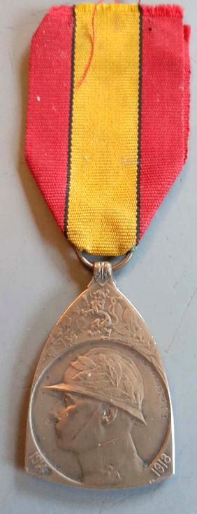 médaille commémorative campagne 1914/1918, Enlèvement ou Envoi, Autres, Ruban, Médaille ou Ailes
