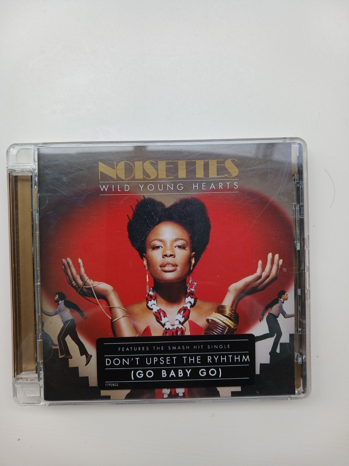 Noisettes wild young heart cd, Cd's en Dvd's, Ophalen of Verzenden, Gebruikt