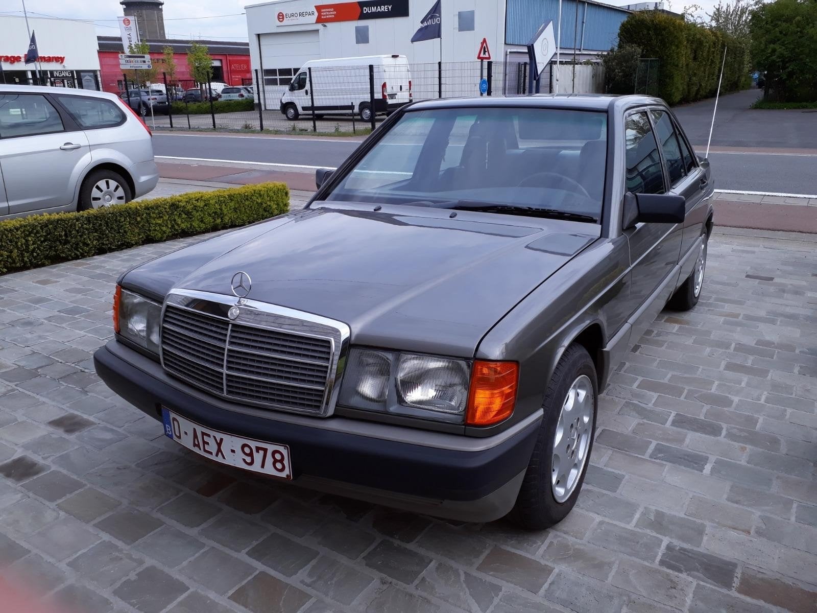 MERCEDES 190E 1.8 153000KM TOIT OUVRANT ANNÉE 1991, Entreprise, Achat, ABS