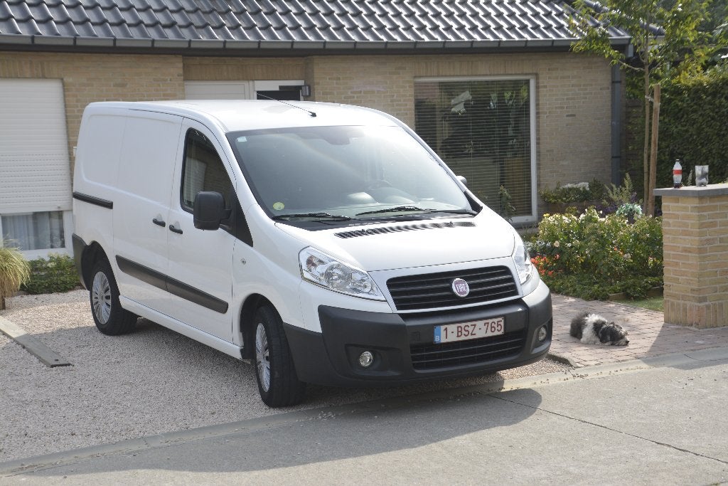 Fiat Scudo 130 Multijet H1L1, Auto's, Bestelwagens en Lichte vracht, Euro 5, Stof, 4 cilinders, 2000 kg