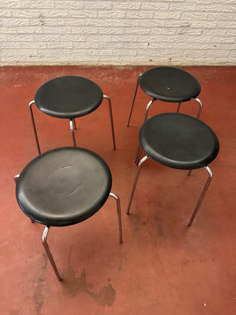 4 x Fritz Hansen dot chairs (krukje) Arne Jacobsen, Maison & Meubles, Tabourets, Utilisé, Matériaux autres, Enlèvement