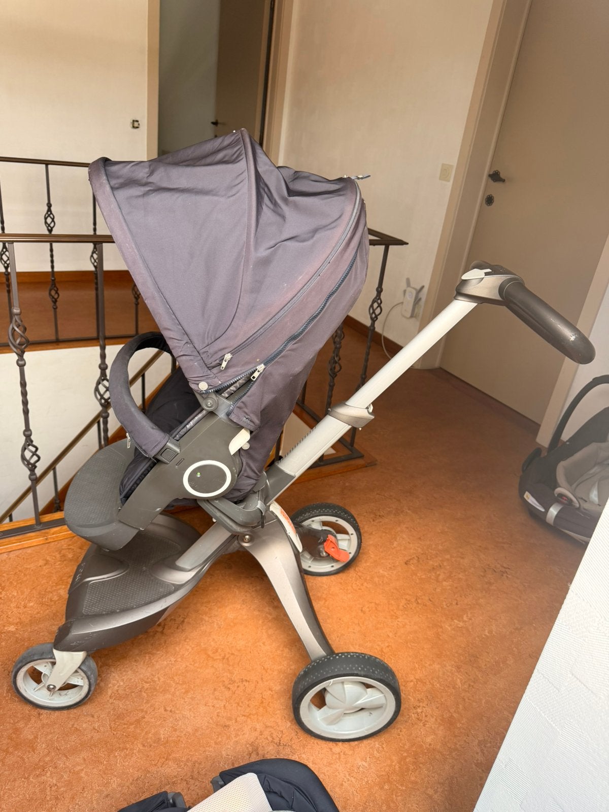 Buggy Stokke + macicosi, Enlèvement, Comme neuf