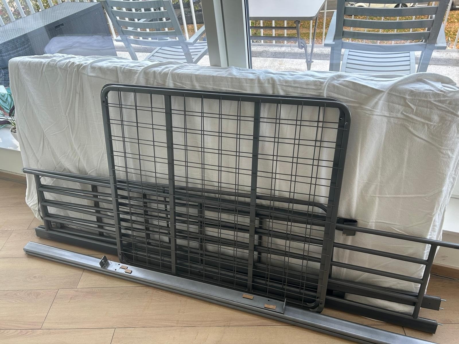 Svarta ikea bed, Maison & Meubles, Enlèvement ou Envoi