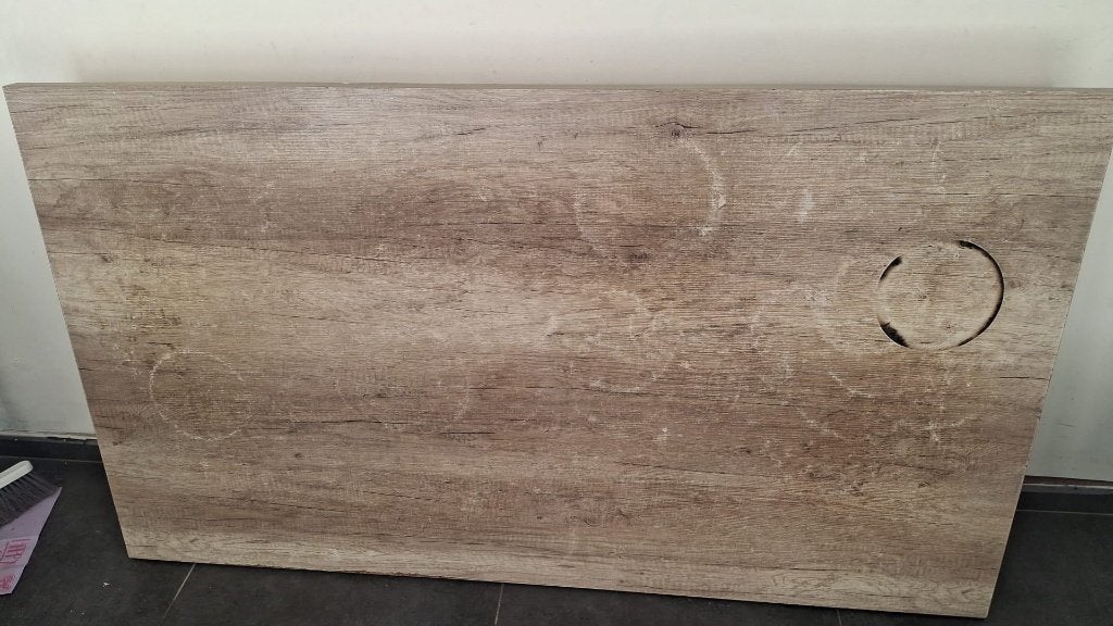 GRATUITE Table salle a manger, Huis en Inrichting, Ophalen, Gebruikt, 100 tot 150 cm, 50 tot 100 cm