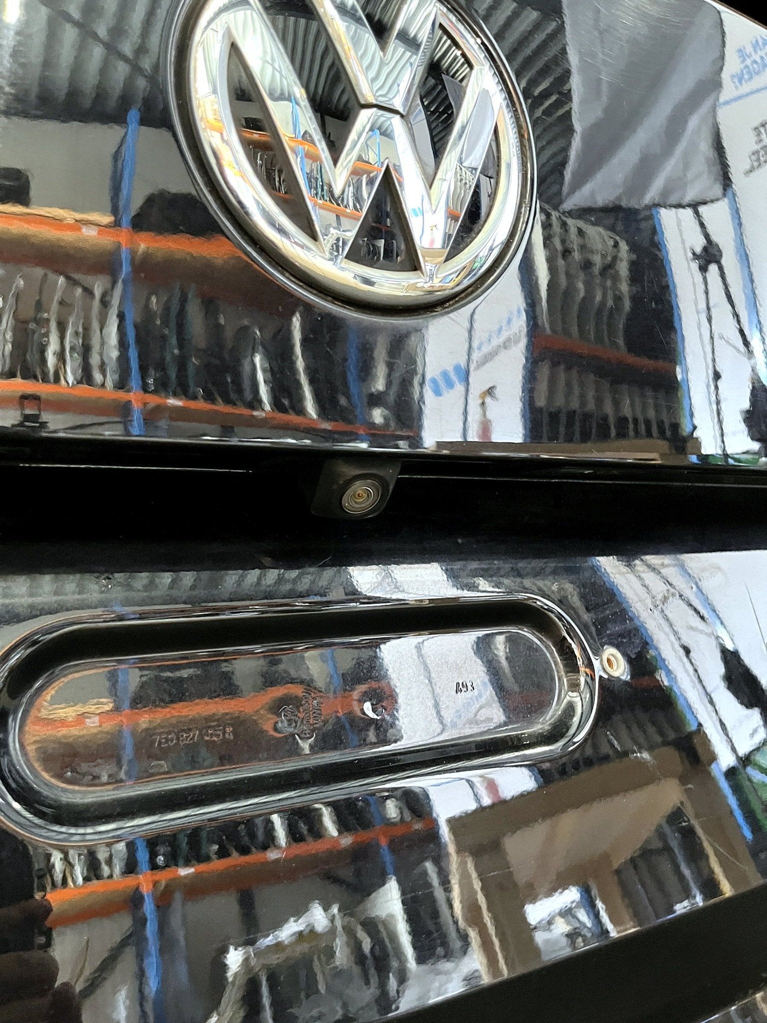 VW Transporter T6 hayon vitré noir LC9X 7E0827025A, Arrière, -, Haillon arrière, Utilisé