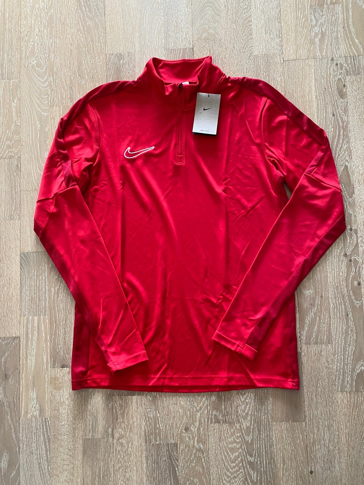 Pull Nike, Enlèvement ou Envoi, Neuf, Taille 48/50 (M)