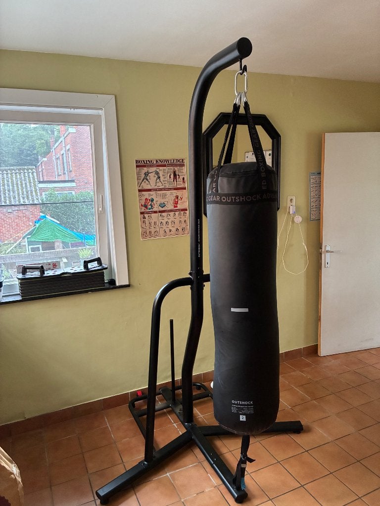 Bokszak + houder, Sport en Fitness, Ophalen, Gebruikt, Bokszak
