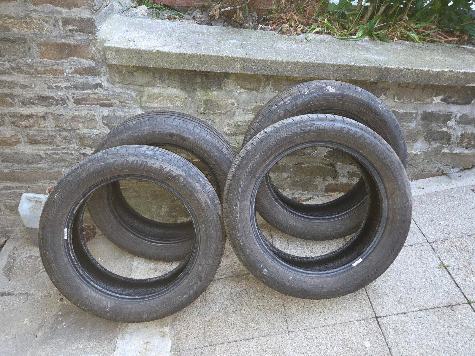 Pneus, Pneus été, 205 mm, Enlèvement, Utilisé