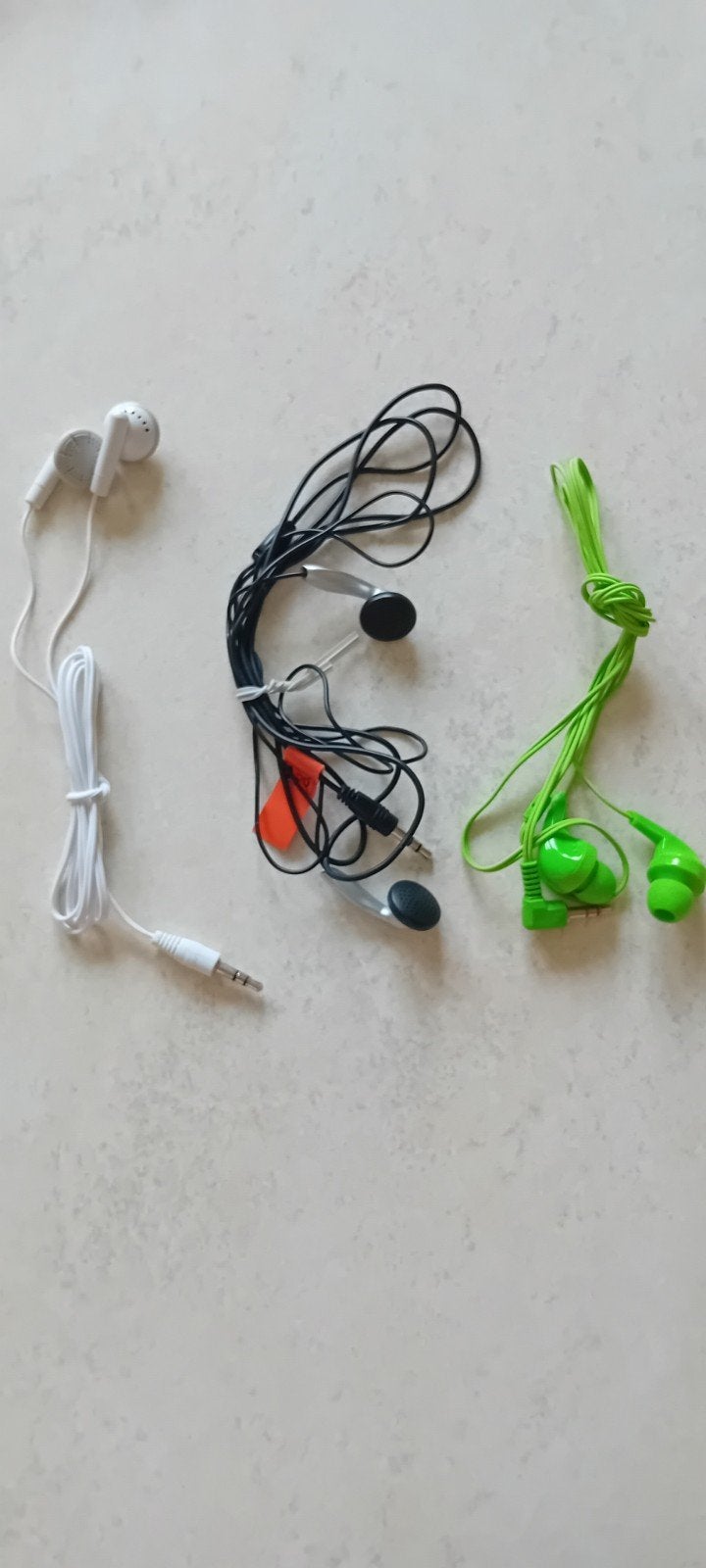Lot de 3 écouteurs foliaires avec prise jack., Enlèvement ou Envoi, Neuf, Blanc, Intra-auriculaires (In-Ear)