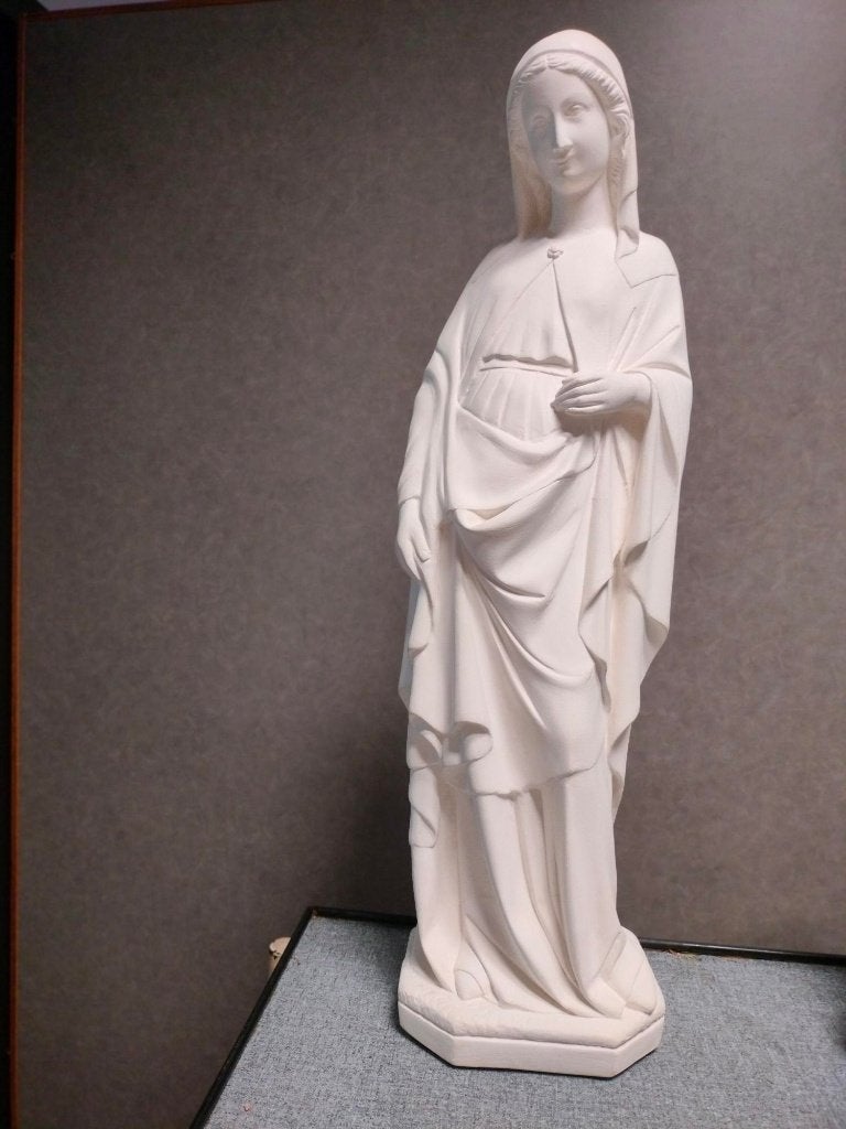 Grande statue blanche de Marie, Enlèvement