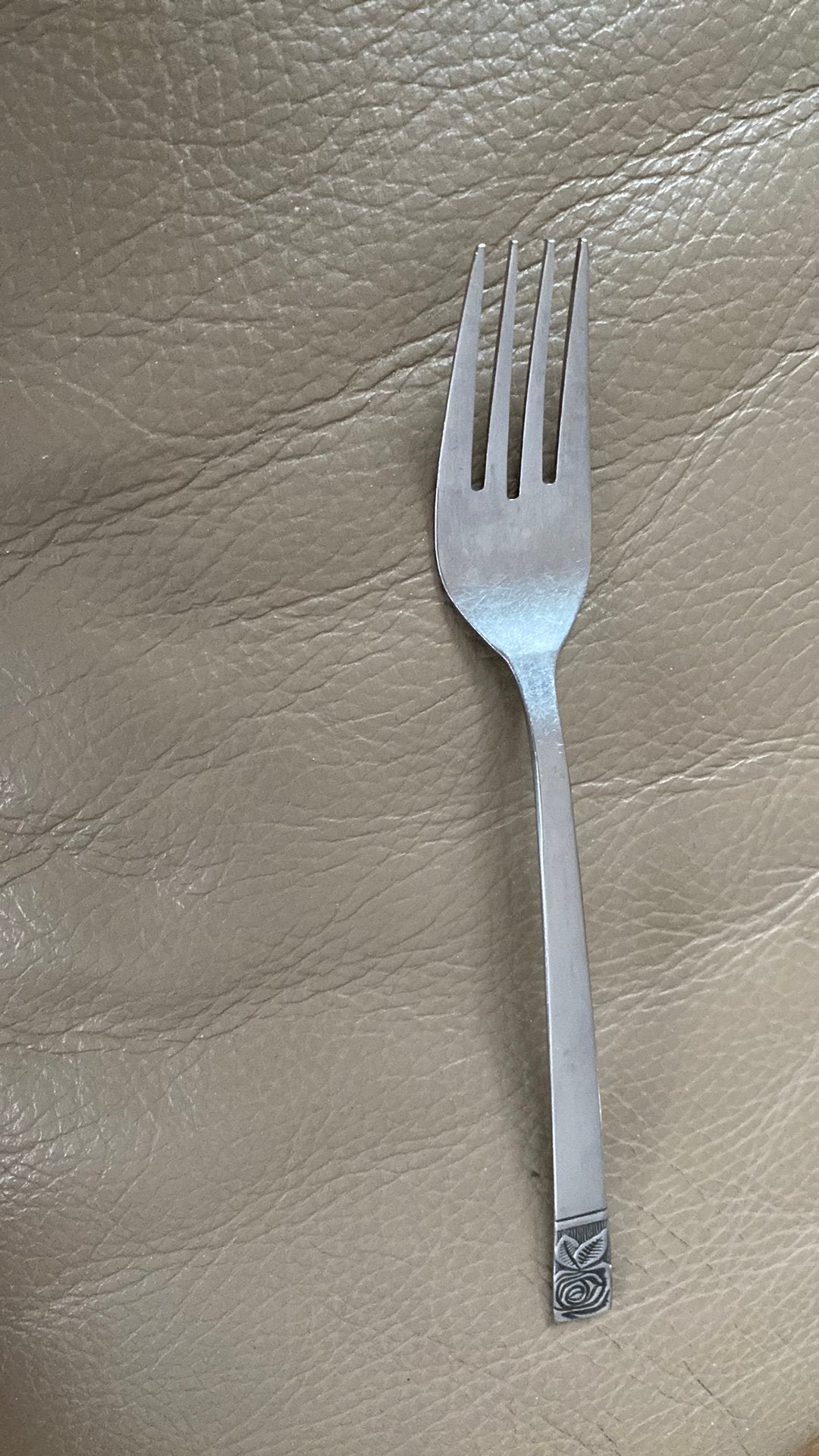 SHELL vintage bestek van de jaren 80  met roos, Enlèvement, Utilisé, Inox ou Chrome