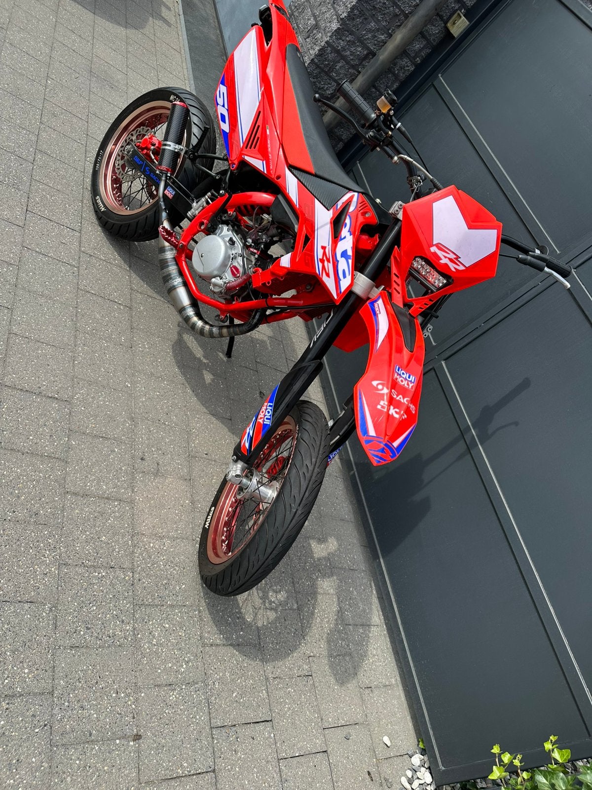 Beta rr 50 b-klasse te koop of ruilen met vespa gts 125 ++, Ophalen, Zo goed als nieuw